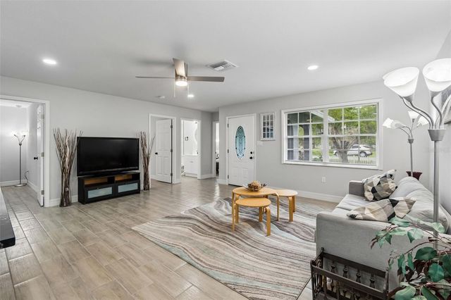 3600 38TH AVENUE E, Bradenton, FL 34208