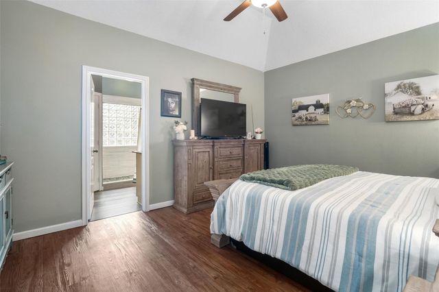 2609 Quail Run Drive, Alvin, TX 77511