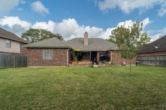 2609 Quail Run Drive, Alvin, TX 77511