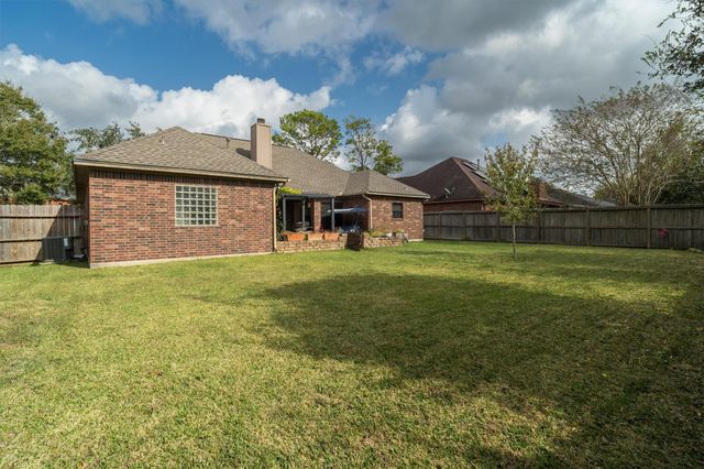 2609 Quail Run Drive, Alvin, TX 77511