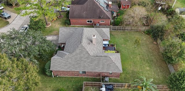 2609 Quail Run Drive, Alvin, TX 77511