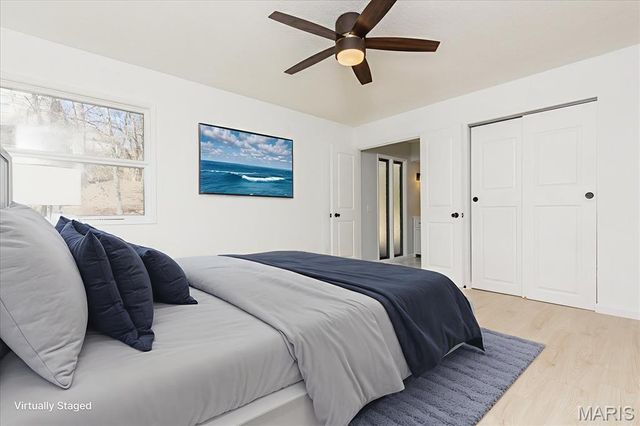 5489 Limerick Drive, St Louis, MO 63128