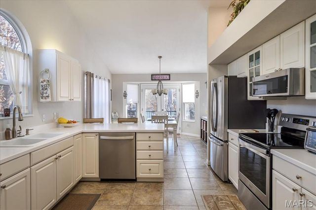 1821 Deer Run Trail, Pacific, MO 63069