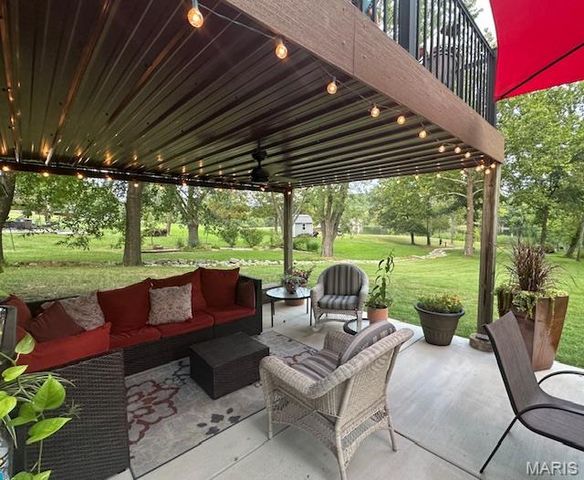 1821 Deer Run Trail, Pacific, MO 63069