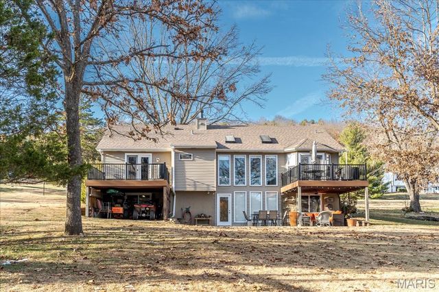 1821 Deer Run Trail, Pacific, MO 63069