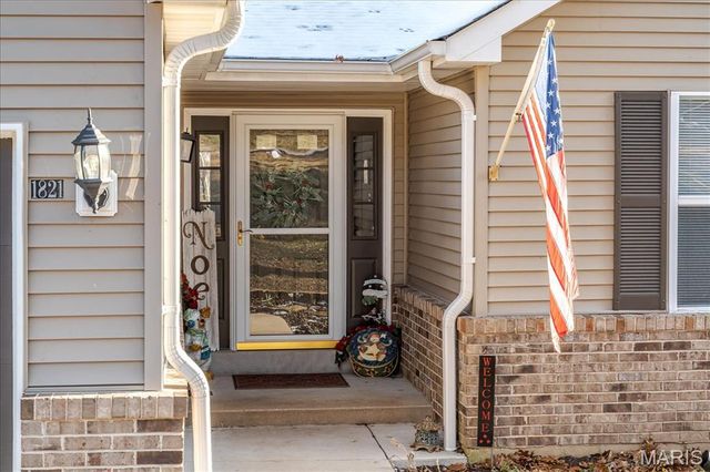 1821 Deer Run Trail, Pacific, MO 63069