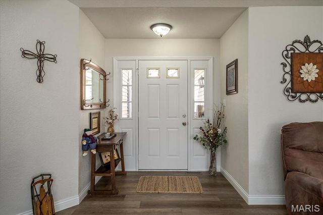 1821 Deer Run Trail, Pacific, MO 63069