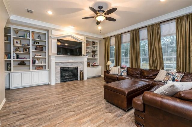 818 Stratford Drive, Southlake, TX 76092