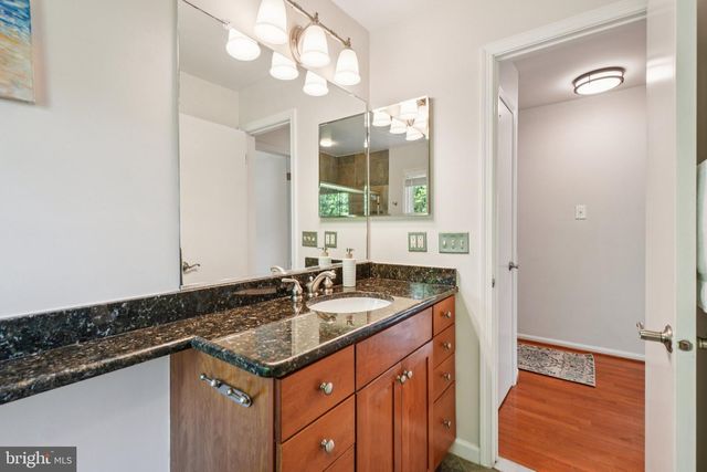5405 FRANCY ADAMS CT, Fairfax, VA 22032