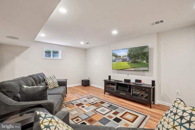 5405 FRANCY ADAMS CT, Fairfax, VA 22032