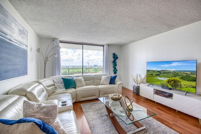 600 Three Islands Boulevard 1010, Hallandale Beach, FL 33009