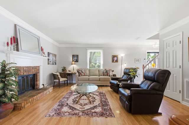 609 Sugartree Ln, Franklin, TN 37064