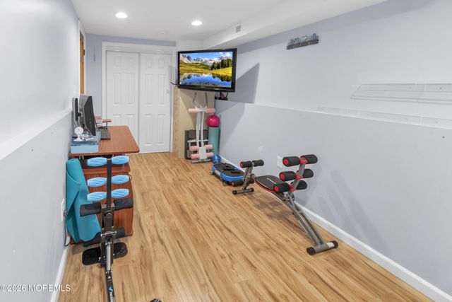 4 Carter Place, Parlin, NJ 08859