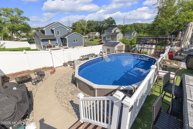 4 Carter Place, Parlin, NJ 08859