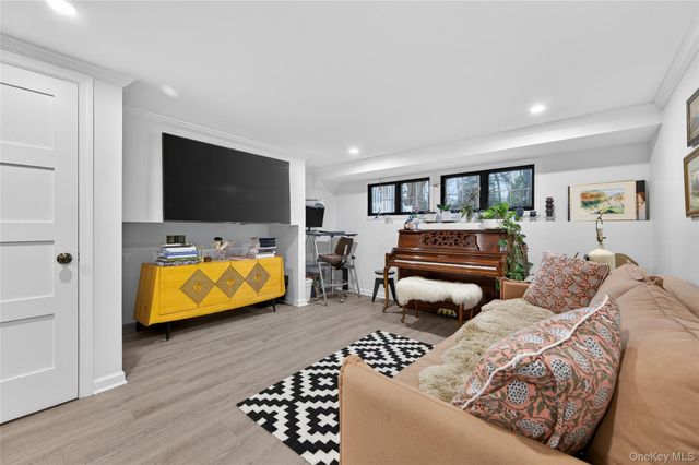 59 Grist Mill Lane, Huntington, NY 11743