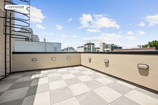 966 BERGEN Street, New York City, NY 11216