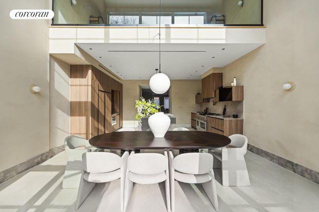 966 BERGEN Street, New York City, NY 11216