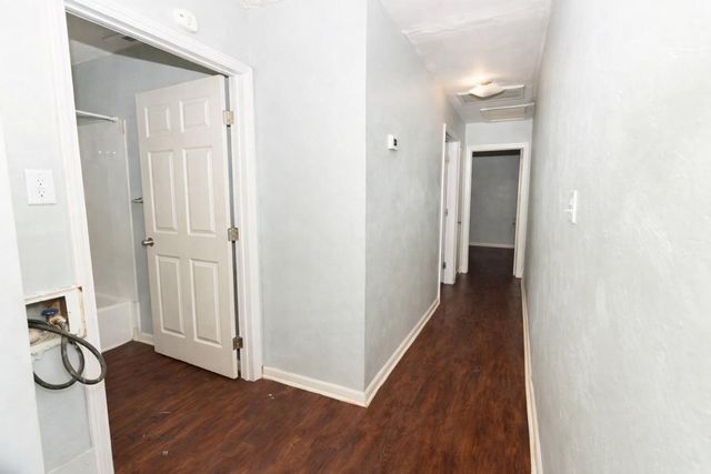 1102 N Hawthorne Street, Chattanooga, TN 37406