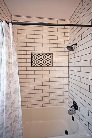 4220 Eileen Drive, Cincinnati, OH 45209