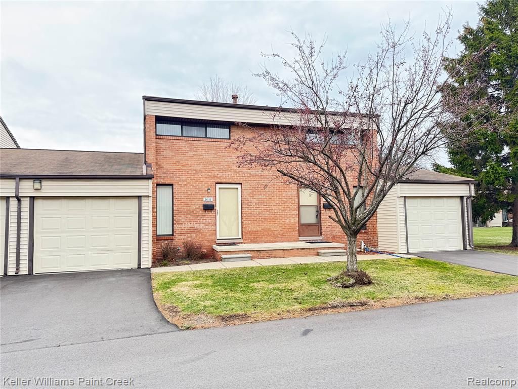 2038 Roman Court, Warren, MI 48092