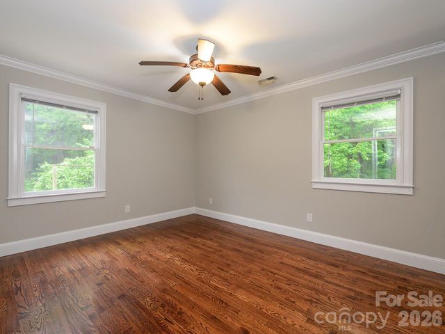 6060 Acadian Woods Drive, Charlotte, NC 28227