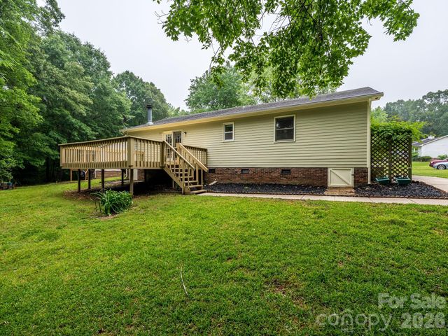 6060 Acadian Woods Drive, Charlotte, NC 28227