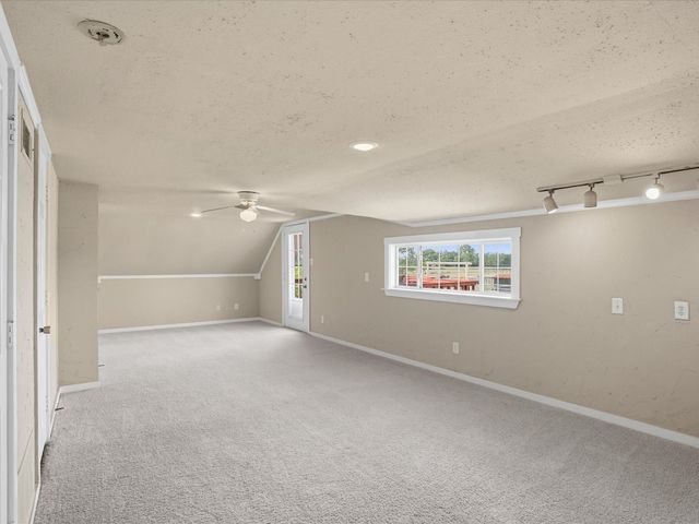 6568 Michael Road, Sanger, TX 76266