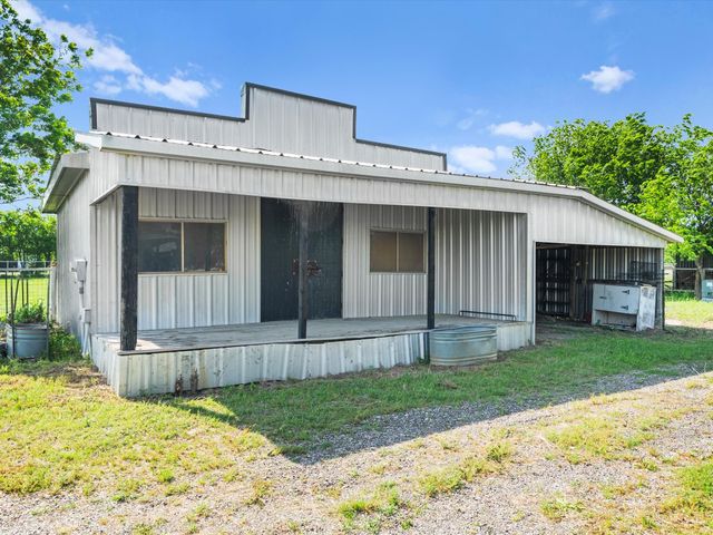 6568 Michael Road, Sanger, TX 76266
