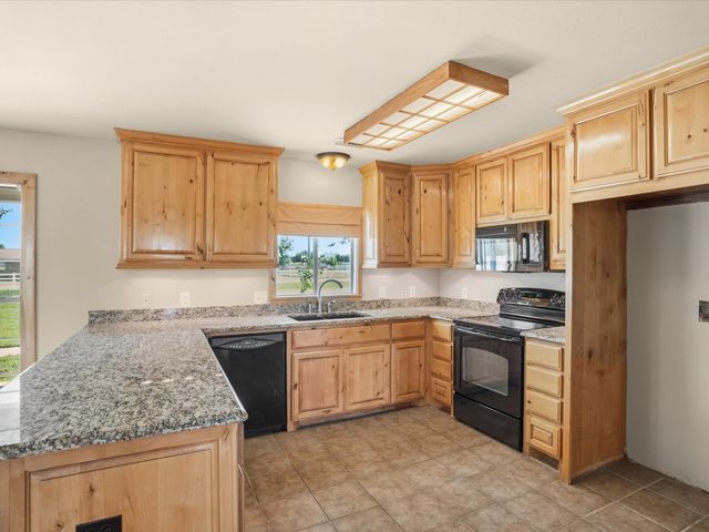6568 Michael Road, Sanger, TX 76266