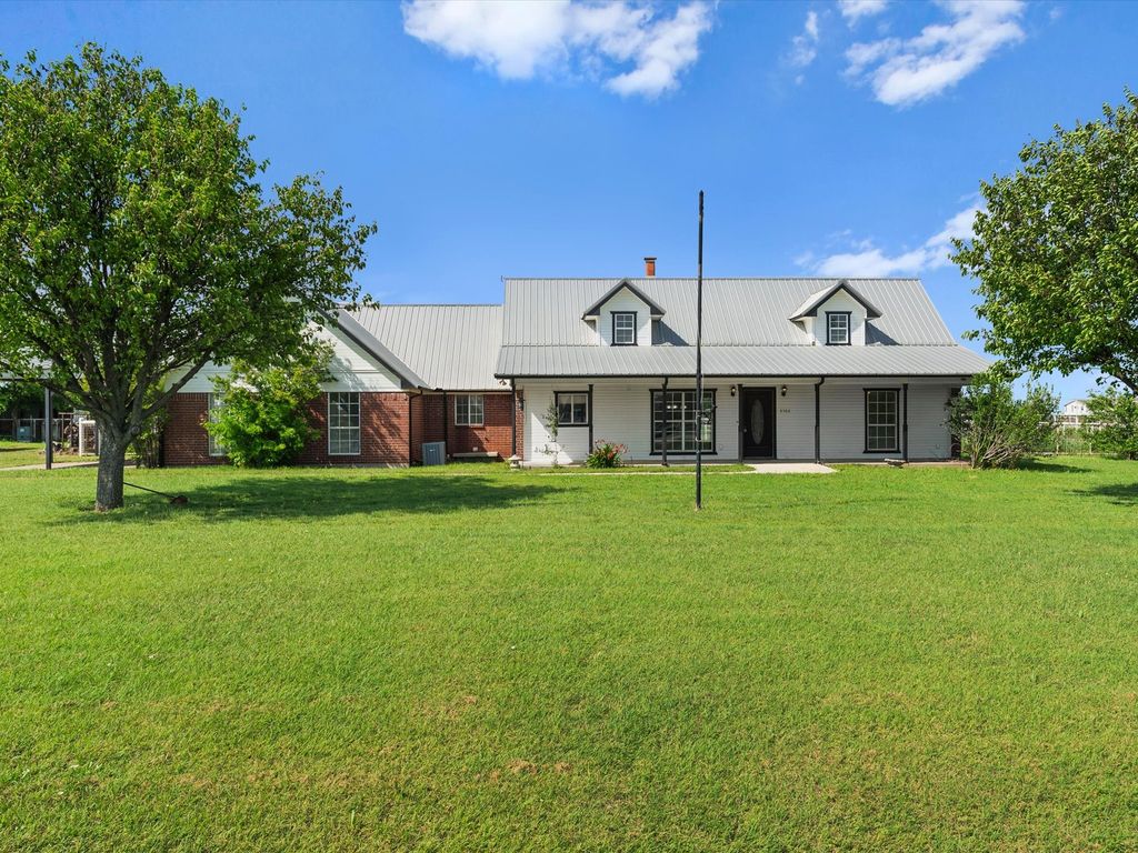 6568 Michael Road, Sanger, TX 76266