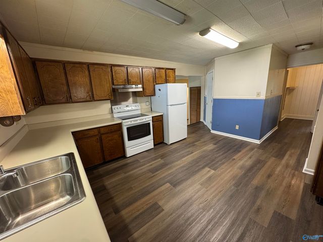 306 Nixon Street, Albertville, AL 35950
