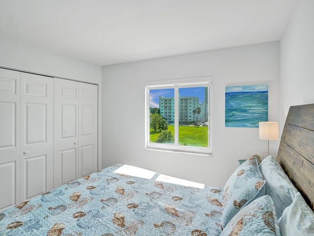 720 Bayshore Drive 302, Fort Lauderdale, FL 33304