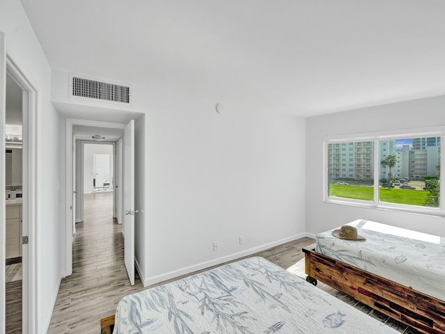 720 Bayshore Drive 302, Fort Lauderdale, FL 33304