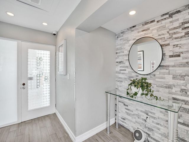 720 Bayshore Drive 302, Fort Lauderdale, FL 33304