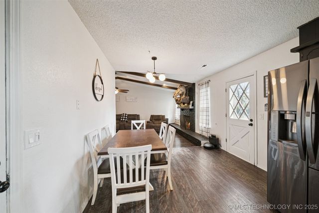 2613 S Sycamore Avenue, Broken Arrow, OK 74012