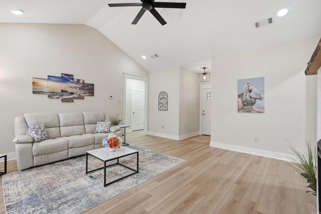 208 Blackjack, Greenbrier, AR 72058