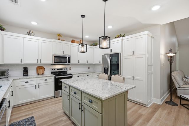 208 Blackjack, Greenbrier, AR 72058