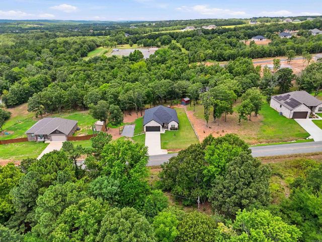 208 Blackjack, Greenbrier, AR 72058
