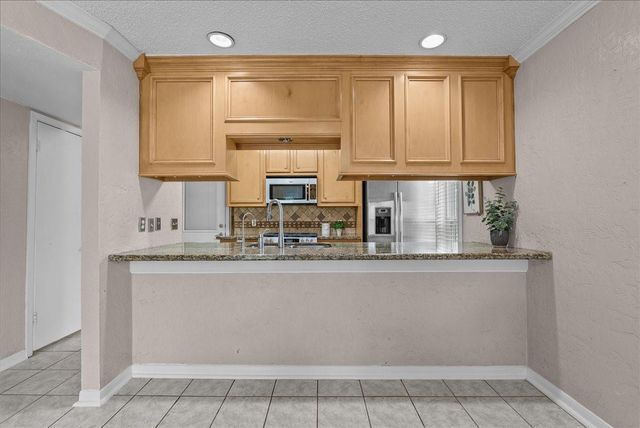 4514 Albatross Drive, Seabrook, TX 77586