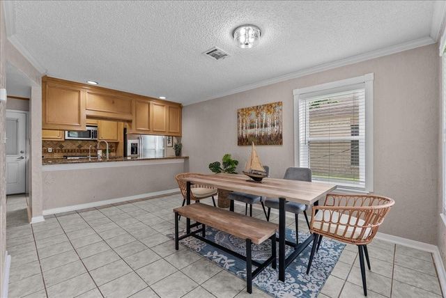 4514 Albatross Drive, Seabrook, TX 77586