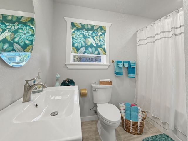 625 E Whitney Street, Hamilton, TX 76531