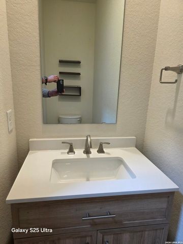 10622 Rayburn Landing, San Antonio, TX 78252