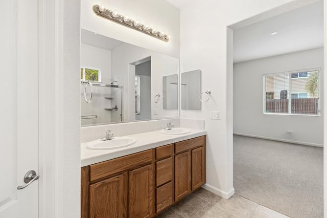 9452 N Kiefer Blvd, Sacramento, CA 95826