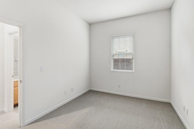 9452 N Kiefer Blvd, Sacramento, CA 95826