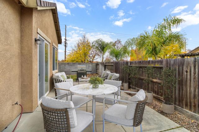 9452 N Kiefer Blvd, Sacramento, CA 95826