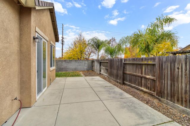 9452 N Kiefer Blvd, Sacramento, CA 95826