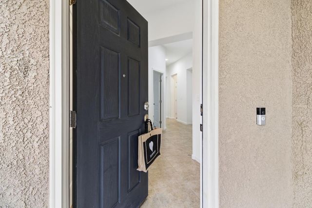 9452 N Kiefer Blvd, Sacramento, CA 95826