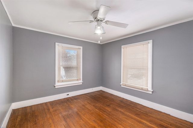 720 Giddings Avenue, Grand Rapids, MI 49506