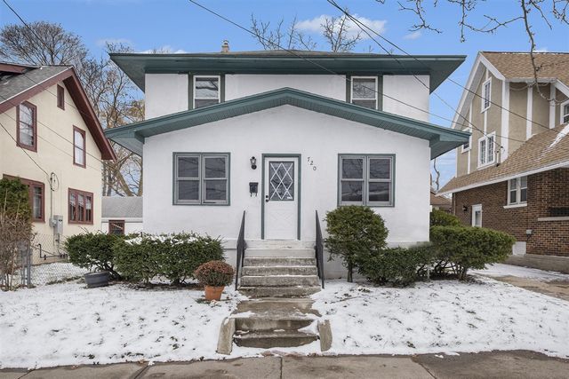 720 Giddings Avenue, Grand Rapids, MI 49506