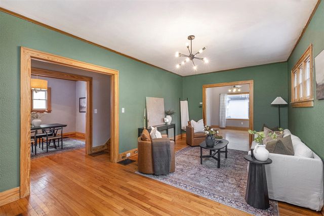 720 Giddings Avenue, Grand Rapids, MI 49506